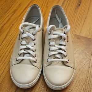Ecco Soft 7 Vanilla Metallic Size 40 (9-9.5)